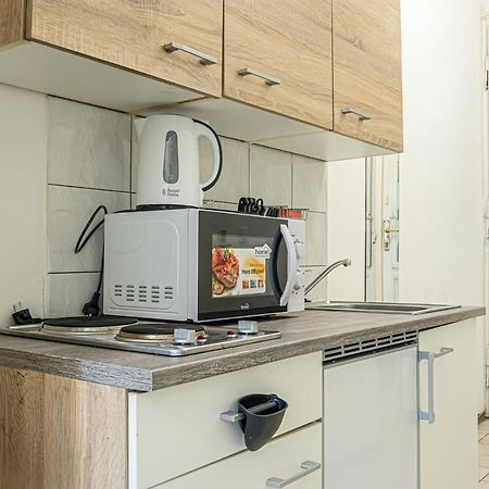 Modern Comforts: Chic Studio Apt Centrally Located เวียนนา ภายนอก รูปภาพ